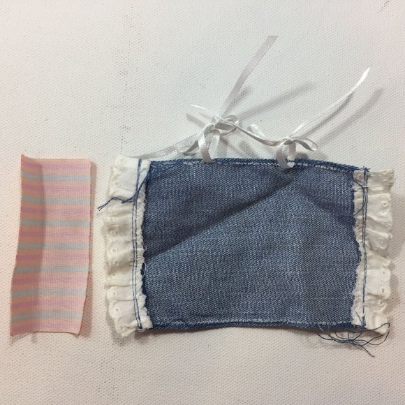 Assorted Mini Dollhouse Furniture Tree Stump Fork Blanket Rock Band Instruments - Picture 14 of 15